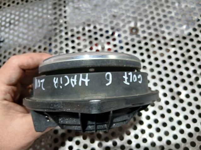 bontott VW GOLF PLUS Csomagtérajtó Kilincs