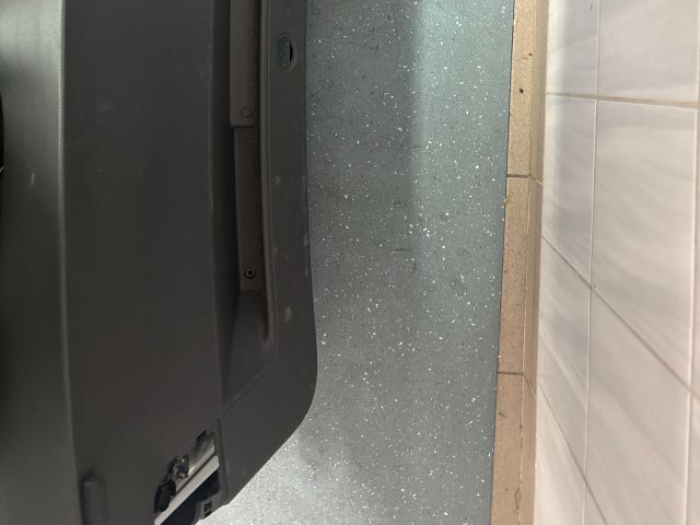 bontott VW GOLF PLUS Csomagtérajtó (Részeivel)