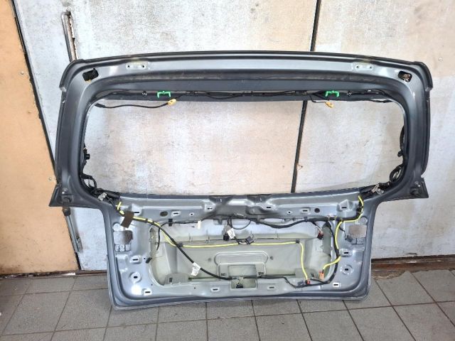 bontott VW GOLF PLUS Csomagtérajtó (Üres lemez)