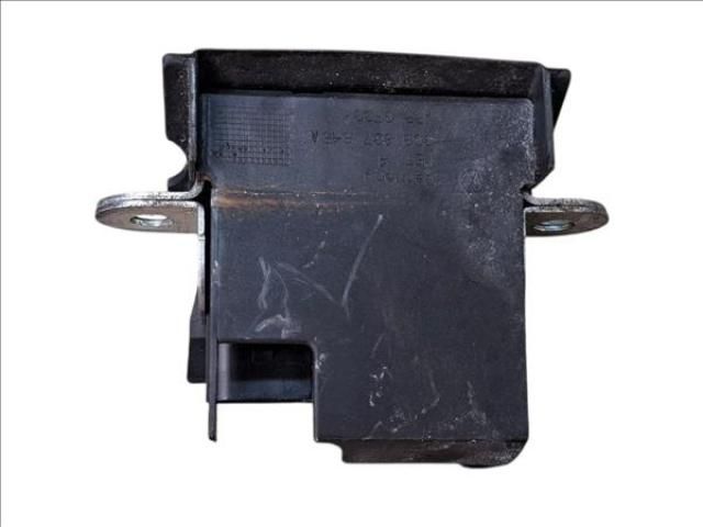 bontott VW GOLF PLUS Csomagtérajtó Zárszerkezet