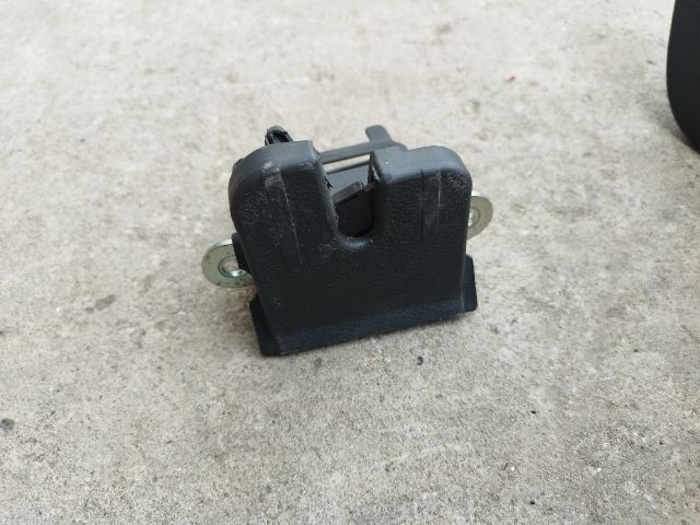 bontott VW GOLF PLUS Csomagtérajtó Zárszerkezet