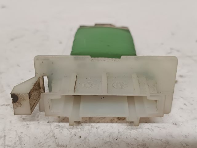 bontott VW GOLF PLUS Előtét Ellenállás Fűtőmotor