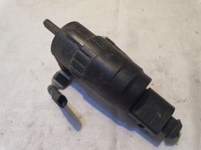 bontott VW GOLF PLUS Első Ablakmosó Szivattyú