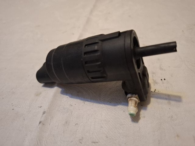 bontott VW GOLF PLUS Első Ablakmosó Szivattyú