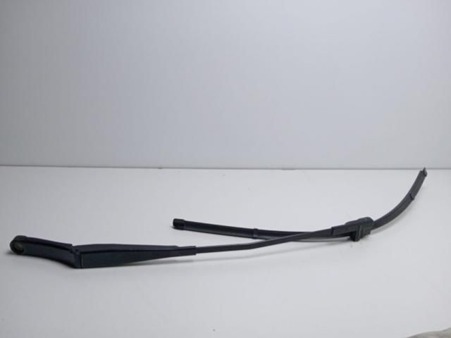 bontott VW GOLF PLUS Első Ablaktörlő Kar