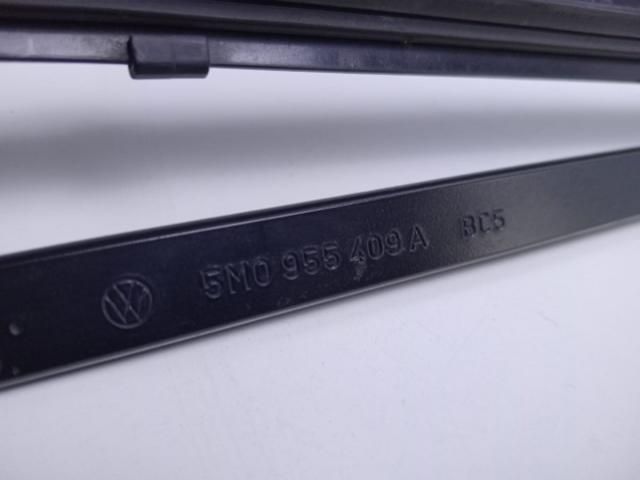 bontott VW GOLF PLUS Első Ablaktörlő Kar