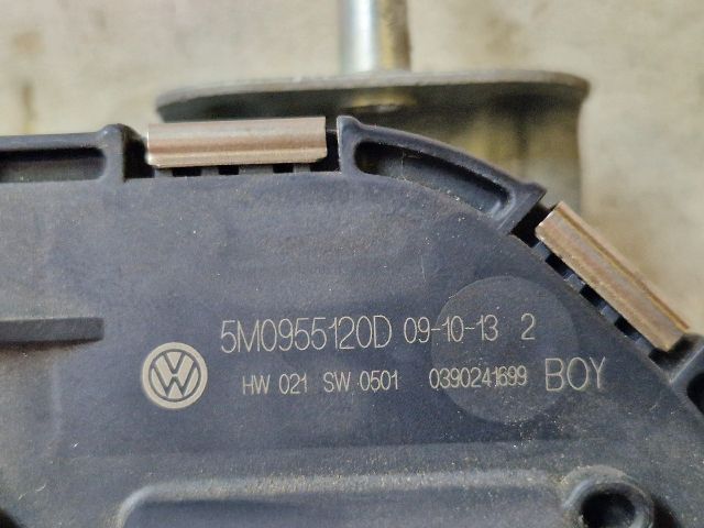 bontott VW GOLF PLUS Első Ablaktörlő Szerkezet Motorral