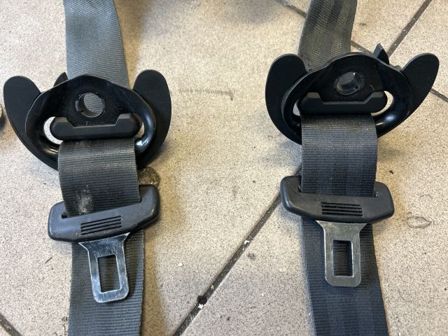 bontott VW GOLF PLUS Első Biztonsági Öv Pár (Feszítővel)