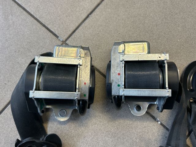 bontott VW GOLF PLUS Első Biztonsági Öv Pár (Feszítővel)