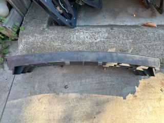 bontott VW GOLF PLUS Első Lökhárító Alsó Középső Díszrács