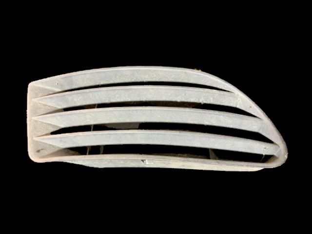 bontott VW GOLF PLUS Első Lökhárító Bal Díszrács