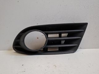 bontott VW GOLF PLUS Első Lökhárító Jobb Díszrács