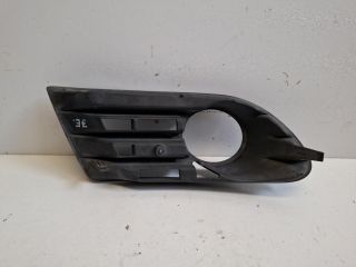 bontott VW GOLF PLUS Első Lökhárító Jobb Díszrács