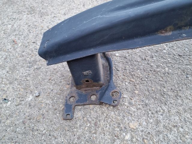 bontott VW GOLF PLUS Első Lökhárító Merevítő (Fém)