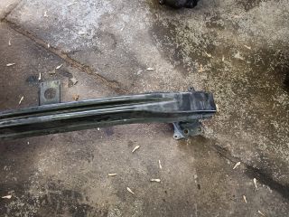 bontott VW GOLF PLUS Első Lökhárító Merevítő (Fém)