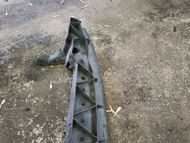 bontott VW GOLF PLUS Első Lökhárító Merevítő (Fém)