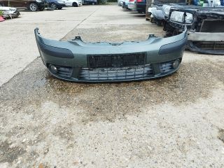 bontott VW GOLF PLUS Első Lökhárító (Részeivel)