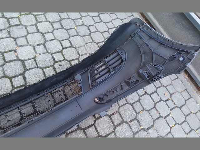 bontott VW GOLF PLUS Első Lökhárító (Részeivel)