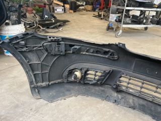 bontott VW GOLF PLUS Első Lökhárító (Részeivel)