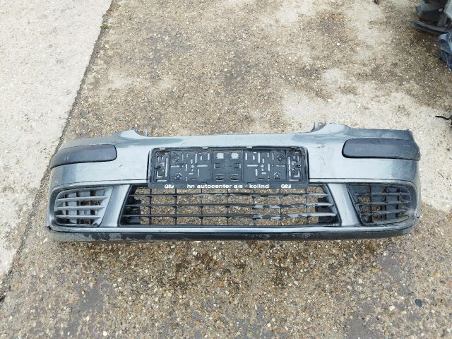 bontott VW GOLF PLUS Első Lökhárító (Részeivel)