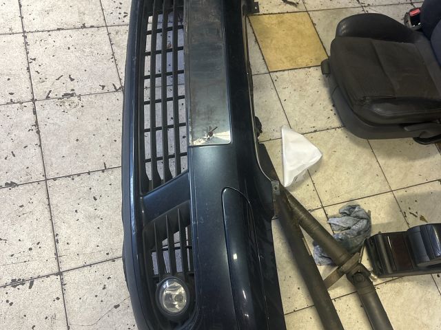 bontott VW GOLF PLUS Első Lökhárító (Részeivel)