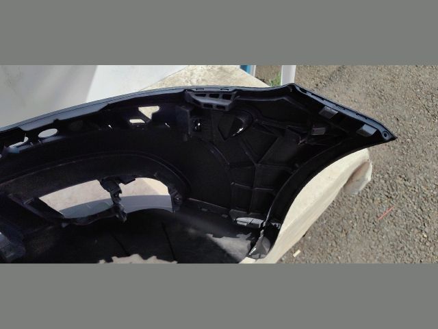 bontott VW GOLF PLUS Első Lökhárító (Üresen)