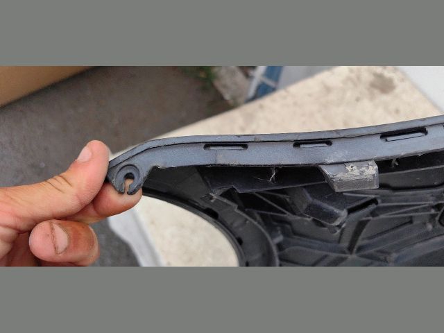 bontott VW GOLF PLUS Első Lökhárító (Üresen)