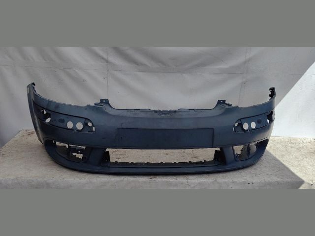 bontott VW GOLF PLUS Első Lökhárító (Üresen)