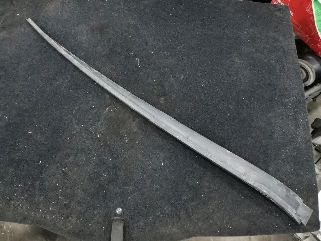 bontott VW GOLF PLUS Első Szélvédő Bal Díszléc