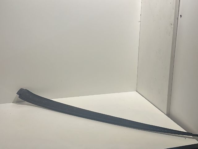 bontott VW GOLF PLUS Első Szélvédő Bal Díszléc