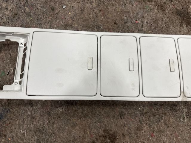 bontott VW GOLF PLUS Első Tároló Rekesz