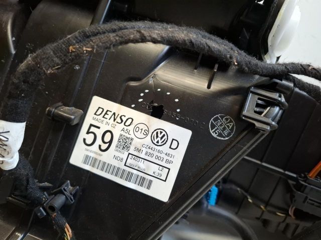 bontott VW GOLF PLUS Fűtés Box