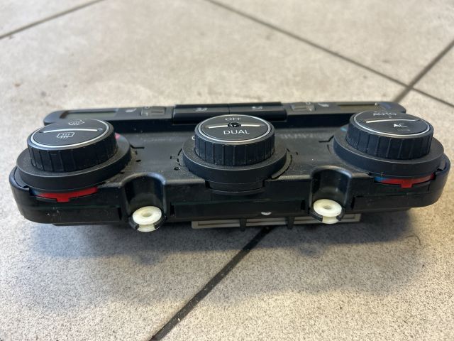 bontott VW GOLF PLUS Fűtéskapcsoló (digit klímás)