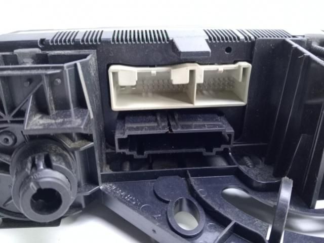 bontott VW GOLF PLUS Fűtéskapcsoló