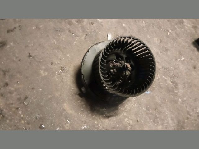 bontott VW GOLF PLUS Fűtőmotor (Klímás)