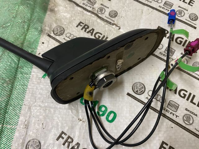 bontott VW GOLF PLUS GPS Antenna