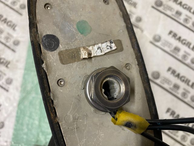 bontott VW GOLF PLUS GPS Antenna