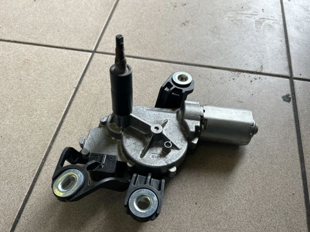 bontott VW GOLF PLUS Hátsó Ablaktörlő Motor