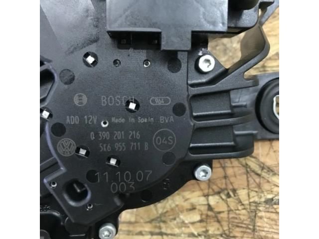 bontott VW GOLF PLUS Hátsó Ablaktörlő Motor