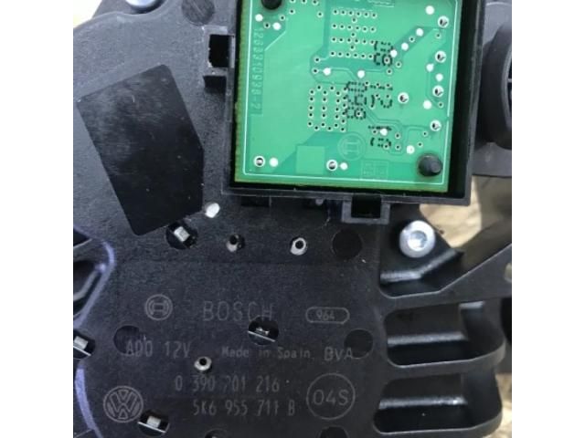 bontott VW GOLF PLUS Hátsó Ablaktörlő Motor