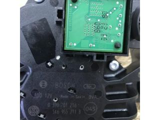 bontott VW GOLF PLUS Hátsó Ablaktörlő Motor