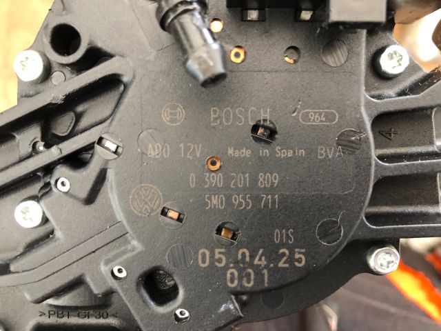 bontott VW GOLF PLUS Hátsó Ablaktörlő Motor