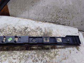 bontott VW GOLF PLUS Hátsó középső Lökhárító Tartó (Műanyag)