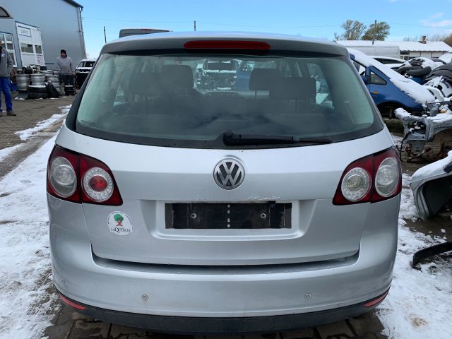 bontott VW GOLF PLUS Hátsó Lökhárító (Részeivel)