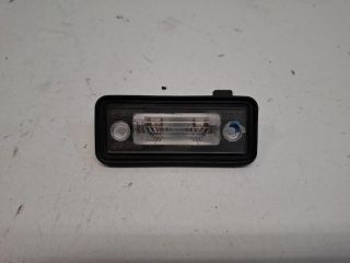 bontott VW GOLF PLUS Hátsó Rendszámtábla Világítás