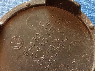 bontott VW GOLF PLUS Hátsó Vonószem Burkolat