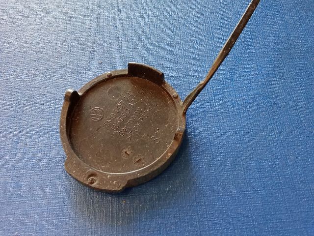 bontott VW GOLF PLUS Hátsó Vonószem Burkolat