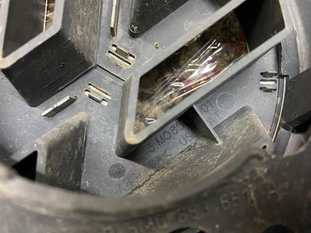 bontott VW GOLF PLUS Hűtőrács