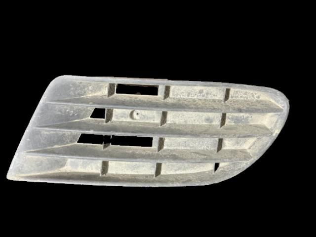 bontott VW GOLF PLUS Hűtőrács