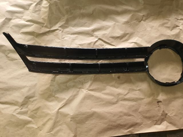 bontott VW GOLF PLUS Hűtőrács